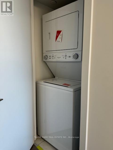 1109 - 1435 Celebration Drive, Pickering, Ontario  L1W 0C4 - Photo 8 - E12831810