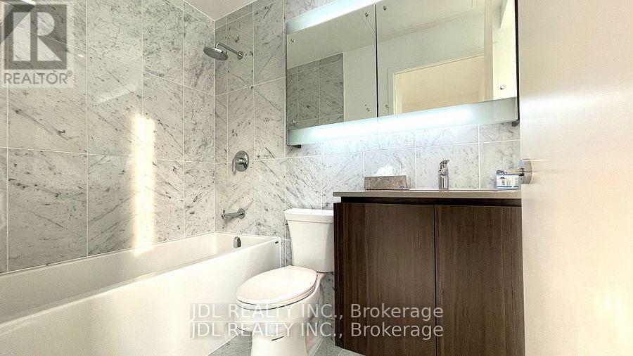 310 - 90 Queens Wharf Road, Toronto, Ontario  M5V 0J4 - Photo 14 - C12831614