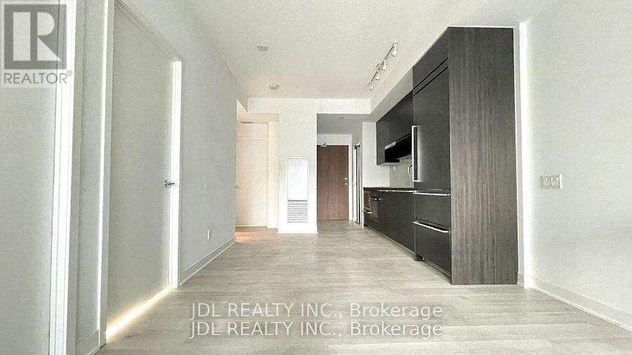 310 - 90 Queens Wharf Road, Toronto, Ontario  M5V 0J4 - Photo 4 - C12831614