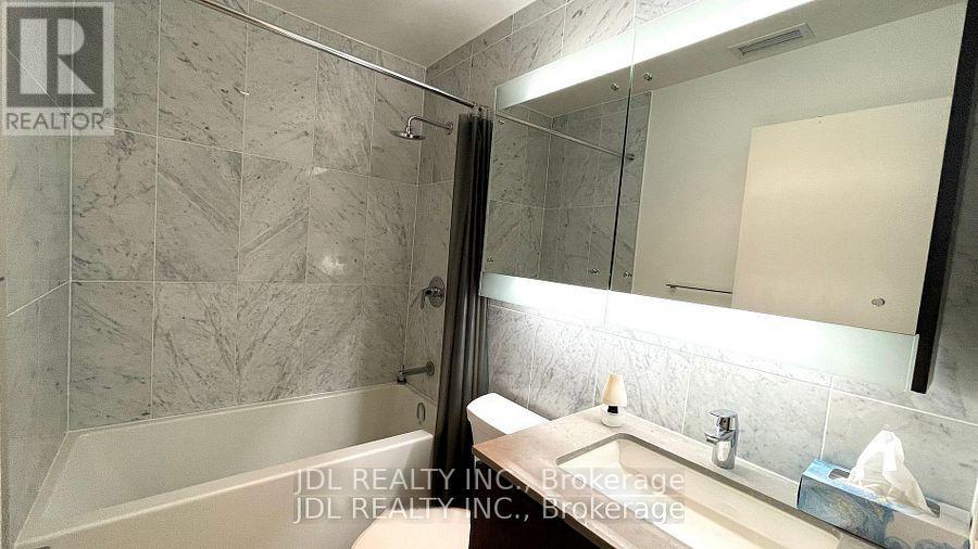 310 - 90 Queens Wharf Road, Toronto, Ontario  M5V 0J4 - Photo 13 - C12831614