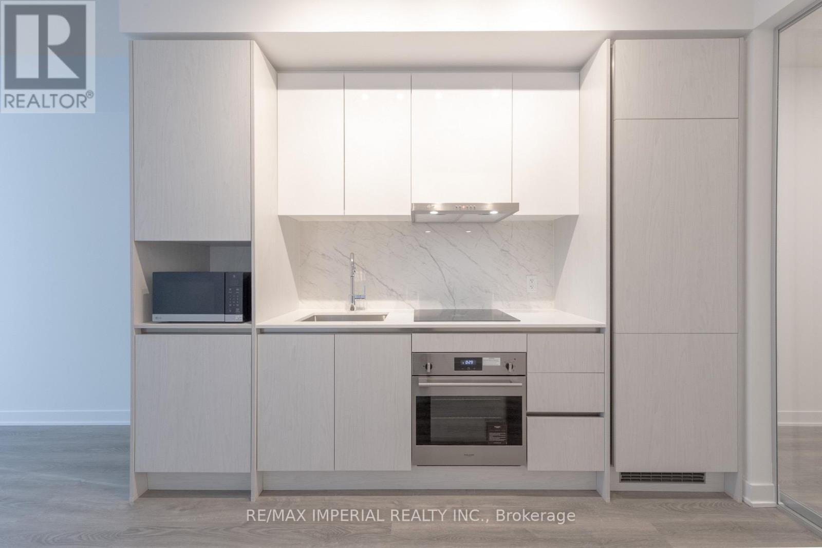 710 - 180 FRONT STREET E, Toronto, Ontario