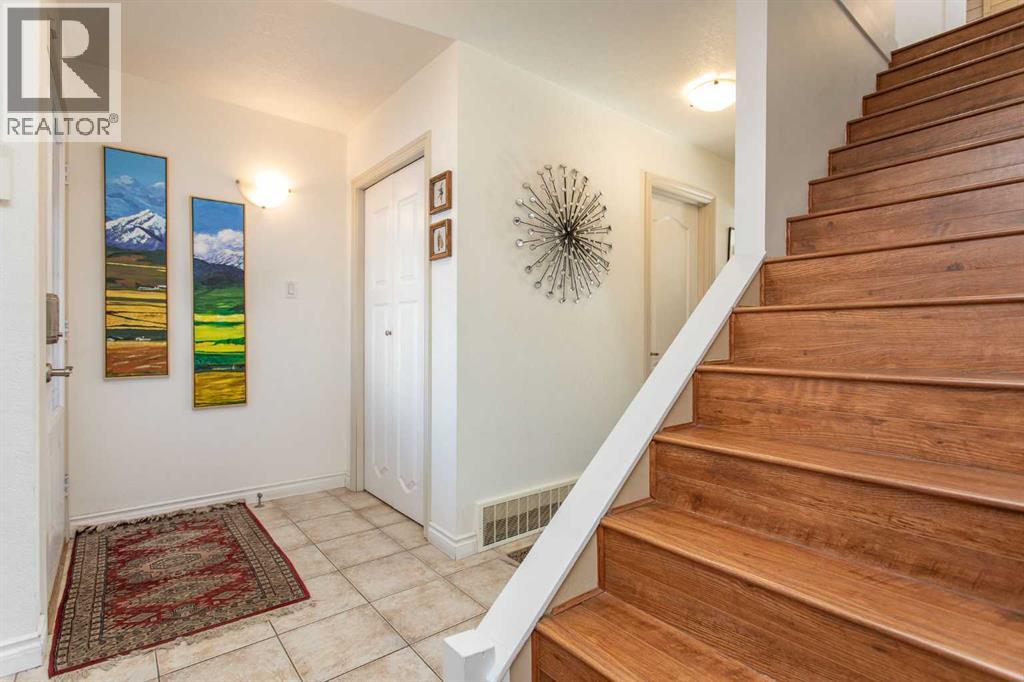 18 Mclevin Crescent, Red Deer, Alberta  T4R 1S9 - Photo 15 - A2288141