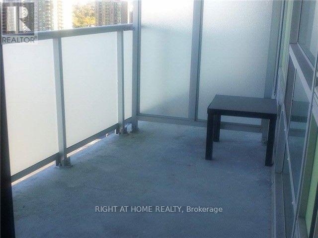 2108 - 5740 Yonge Street, Toronto, Ontario  M2M 0B1 - Photo 11 - C12831846