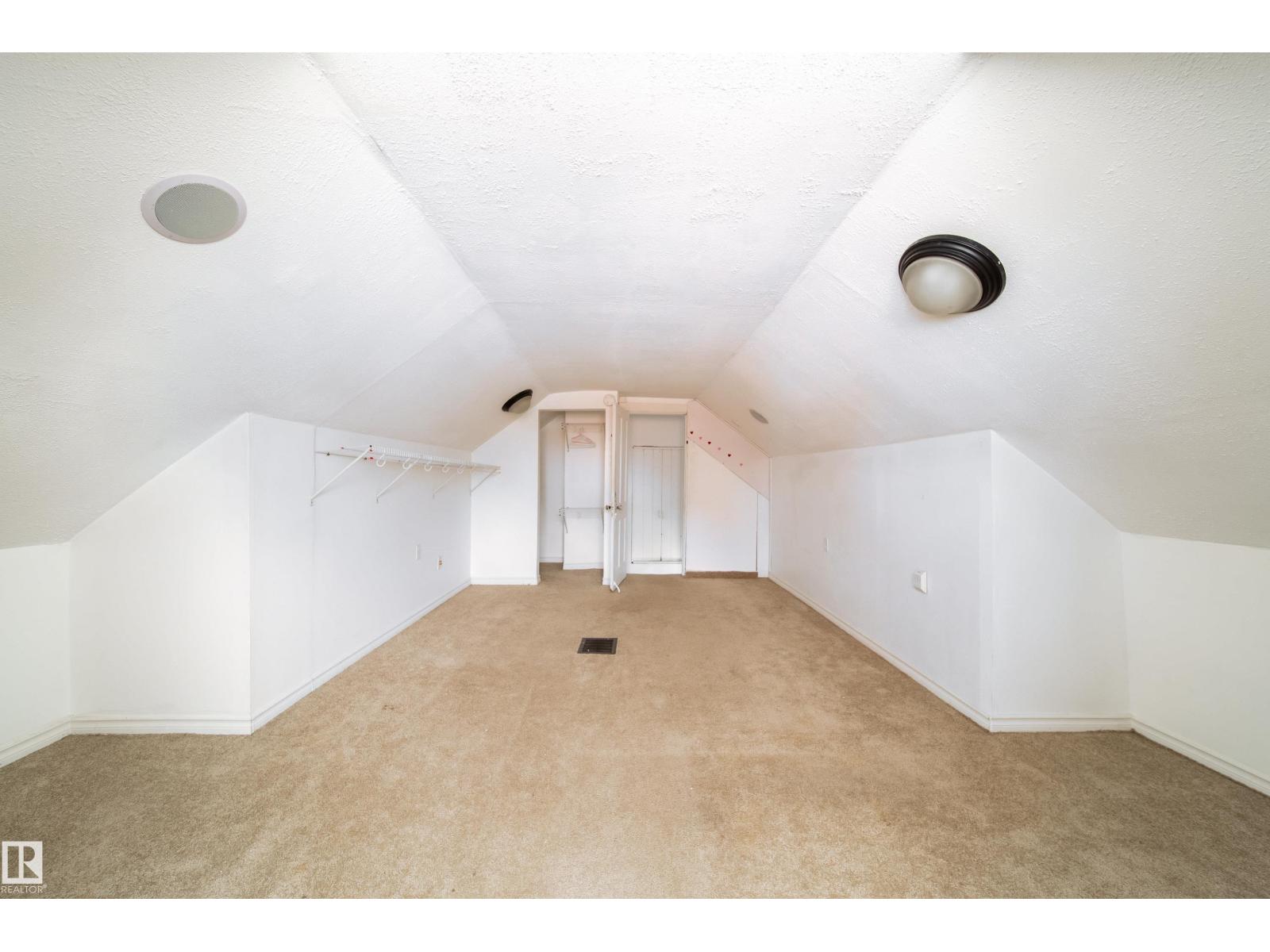 10803 93 St Nw, Edmonton, Alberta  T5H 1Y7 - Photo 13 - E4475397