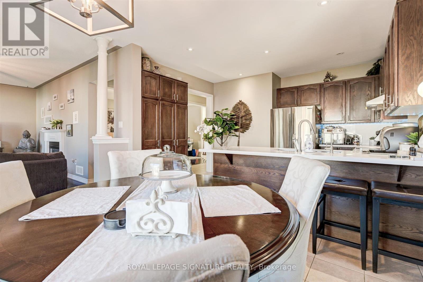 38 Orville Hand Court, Bradford West Gwillimbury, Ontario  L9S 1A9 - Photo 13 - N12831830