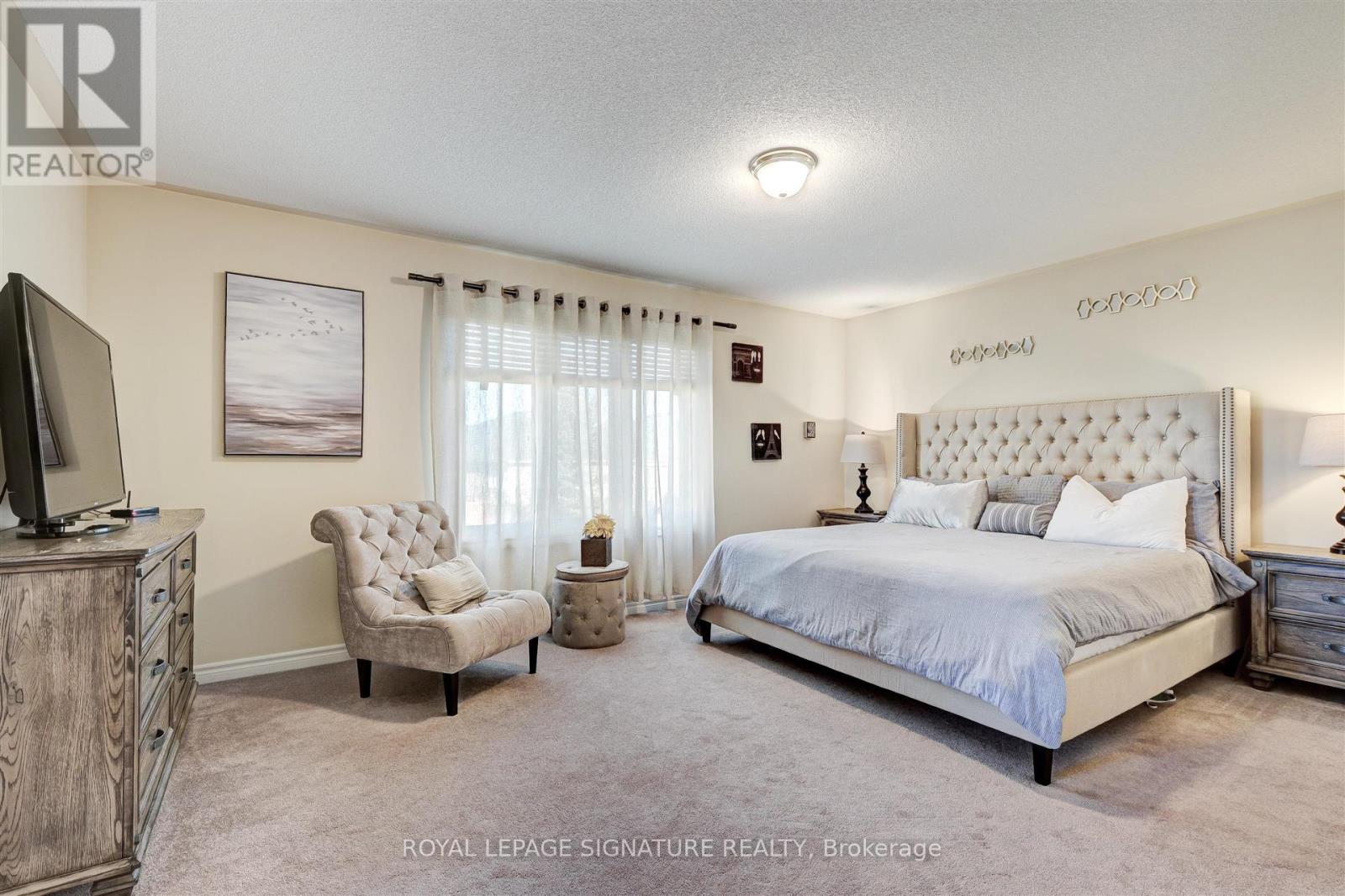 38 Orville Hand Court, Bradford West Gwillimbury, Ontario  L9S 1A9 - Photo 20 - N12831830