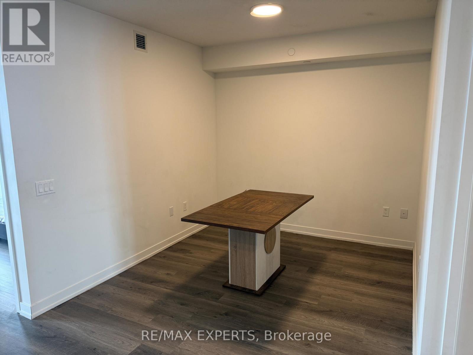 312 - 195 Commerce Street, Vaughan, Ontario  L4K 0P9 - Photo 17 - N12817428