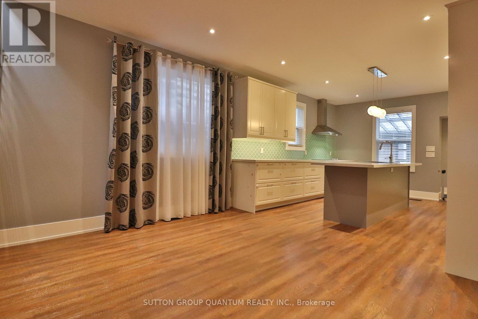 Main - 803 Lansdowne Avenue, Toronto, Ontario  M6H 3Z1 - Photo 9 - W12831850