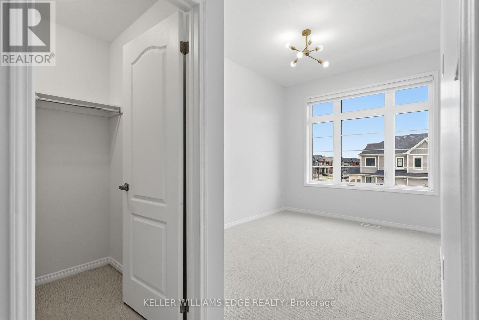 54 Oaktree Drive, Haldimand, Ontario  N3W 0E7 - Photo 24 - X12831824