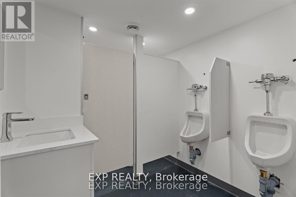 93 John Street S, Hamilton, Ontario  L8N 2C2 - Photo 13 - X12831838