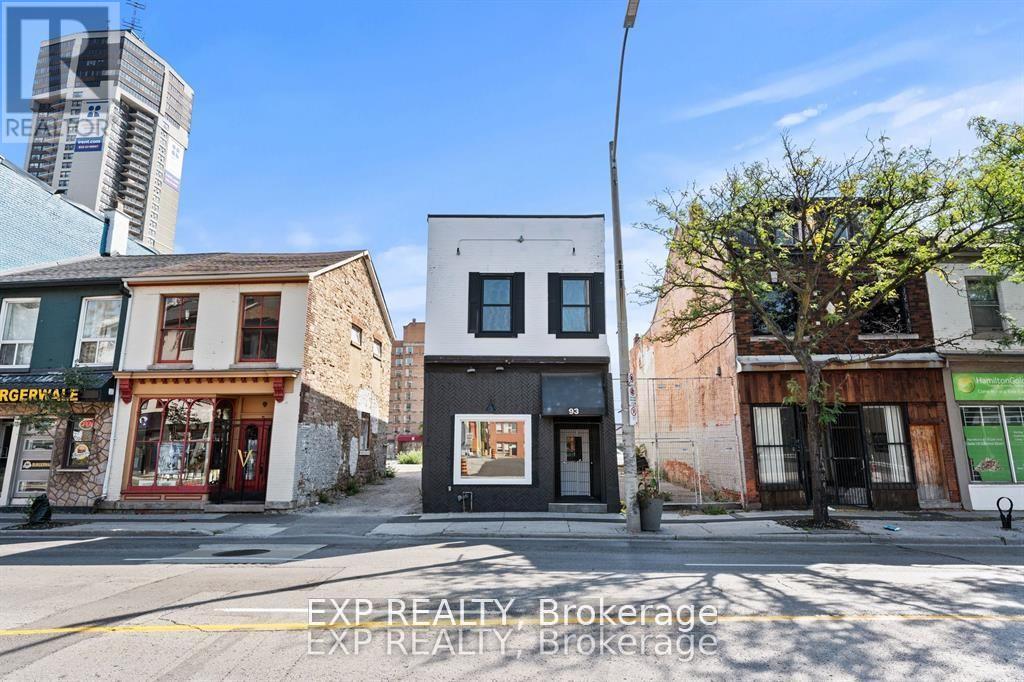 93 John Street S, Hamilton, Ontario  L8N 2C2 - Photo 2 - X12831838