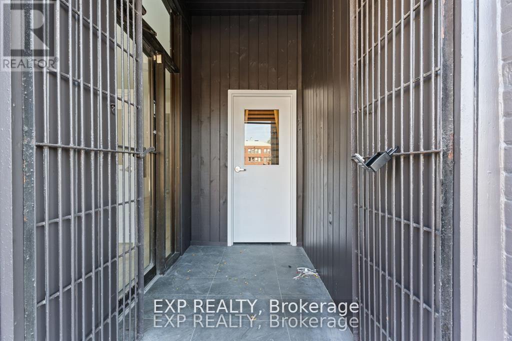 93 John Street S, Hamilton, Ontario  L8N 2C2 - Photo 5 - X12831838