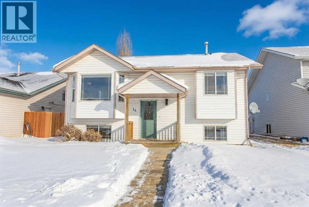 14 Silver Drive, Blackfalds, Alberta  T0M 0J0 - Photo 1 - A2288195