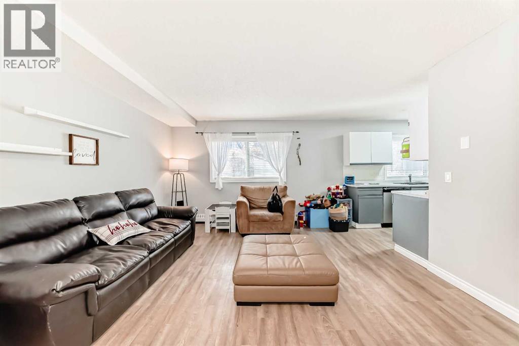 100, 2508 17 Street Sw, Calgary, Alberta  T2T 4M8 - Photo 5 - A2284727