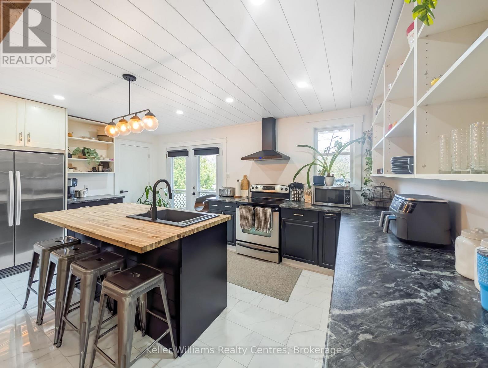 172 Bryant Street, South Bruce Peninsula, Ontario  N0H 2T0 - Photo 11 - X12831854