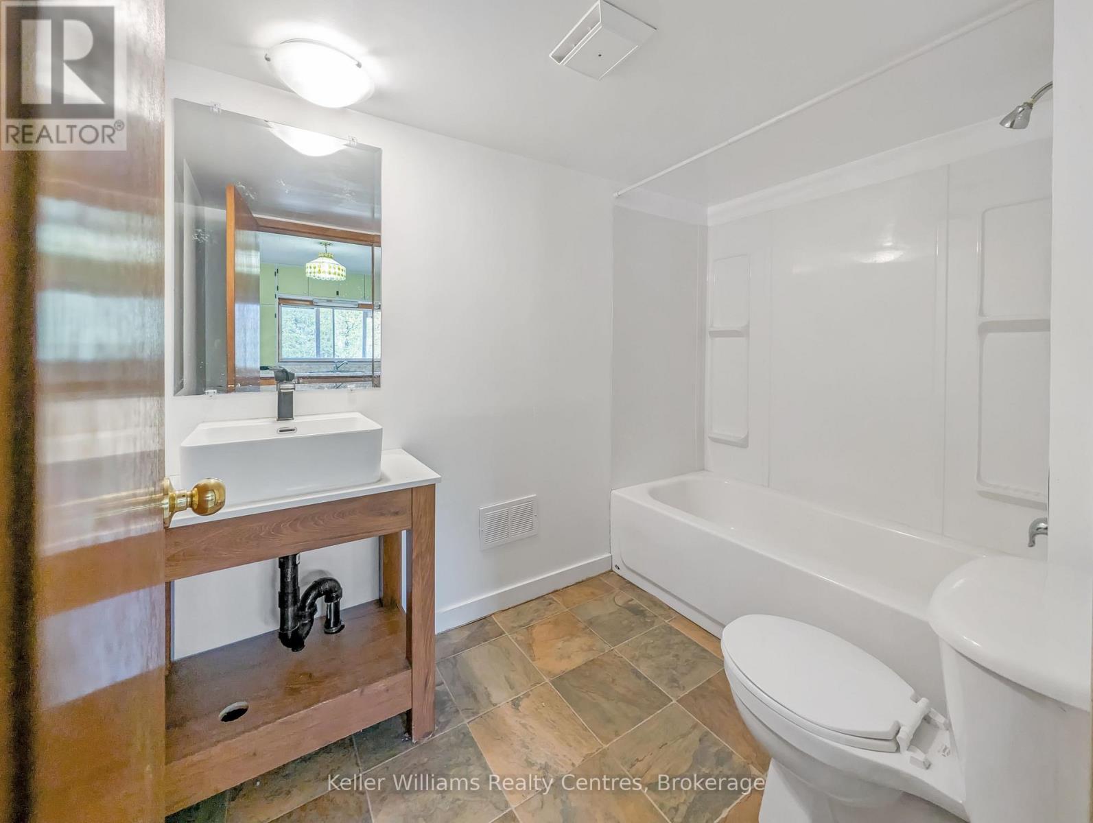 172 Bryant Street, South Bruce Peninsula, Ontario  N0H 2T0 - Photo 30 - X12831854