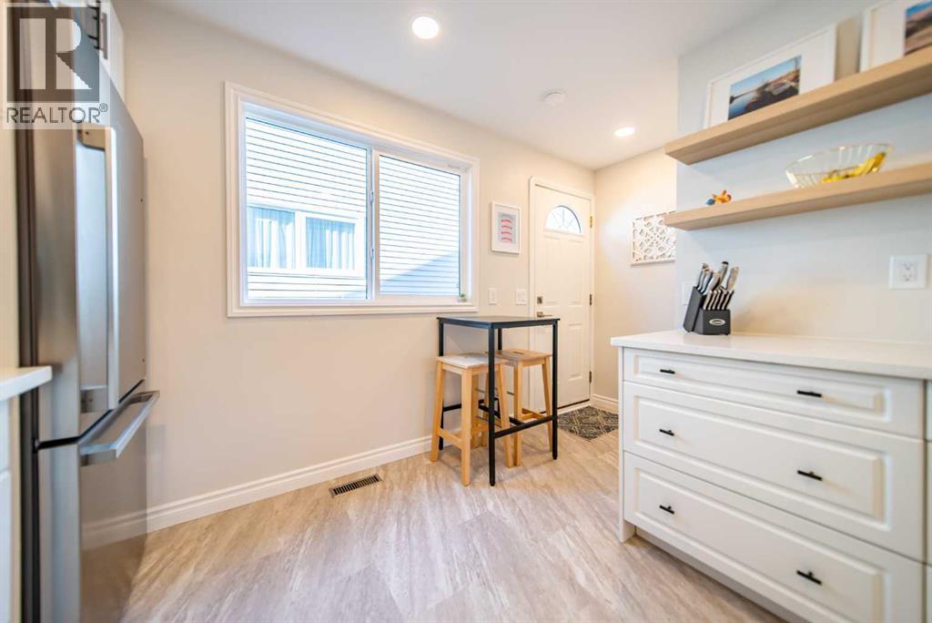 4 Cedargrove Road Sw, Calgary, Alberta  T2W 4T9 - Photo 17 - A2283112