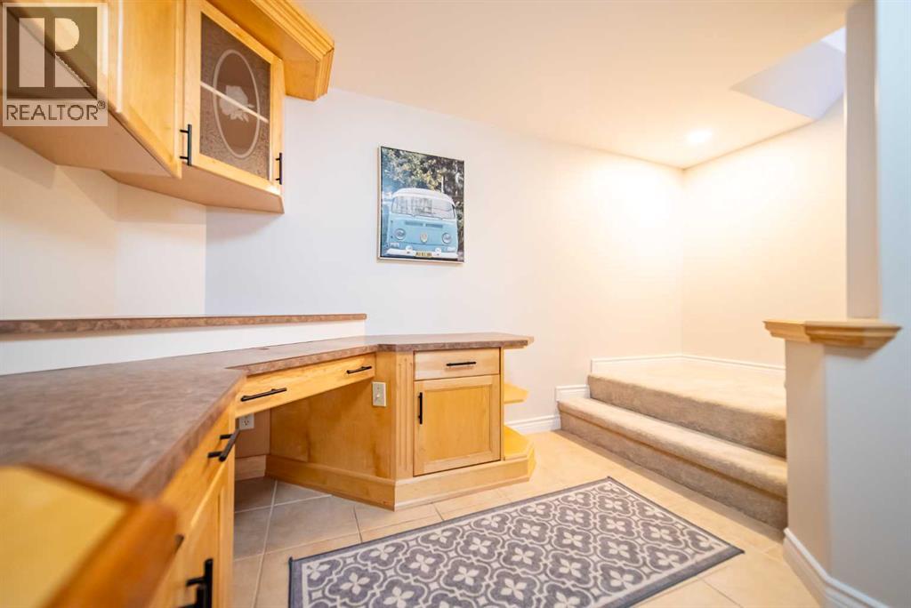 4 Cedargrove Road Sw, Calgary, Alberta  T2W 4T9 - Photo 27 - A2283112