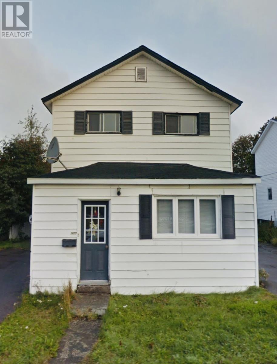 142 Lincoln Road, Grand Falls/Winsor, Newfoundland & Labrador