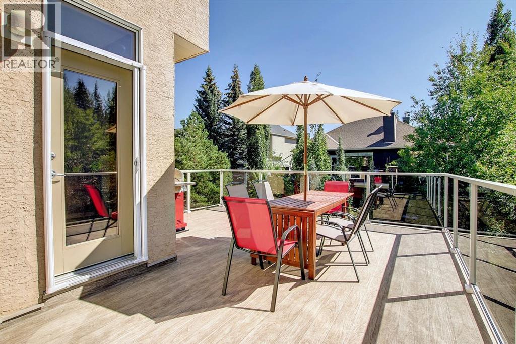 38 Discovery Ridge Green Sw, Calgary, Alberta  T3H 4Y4 - Photo 9 - A2285784