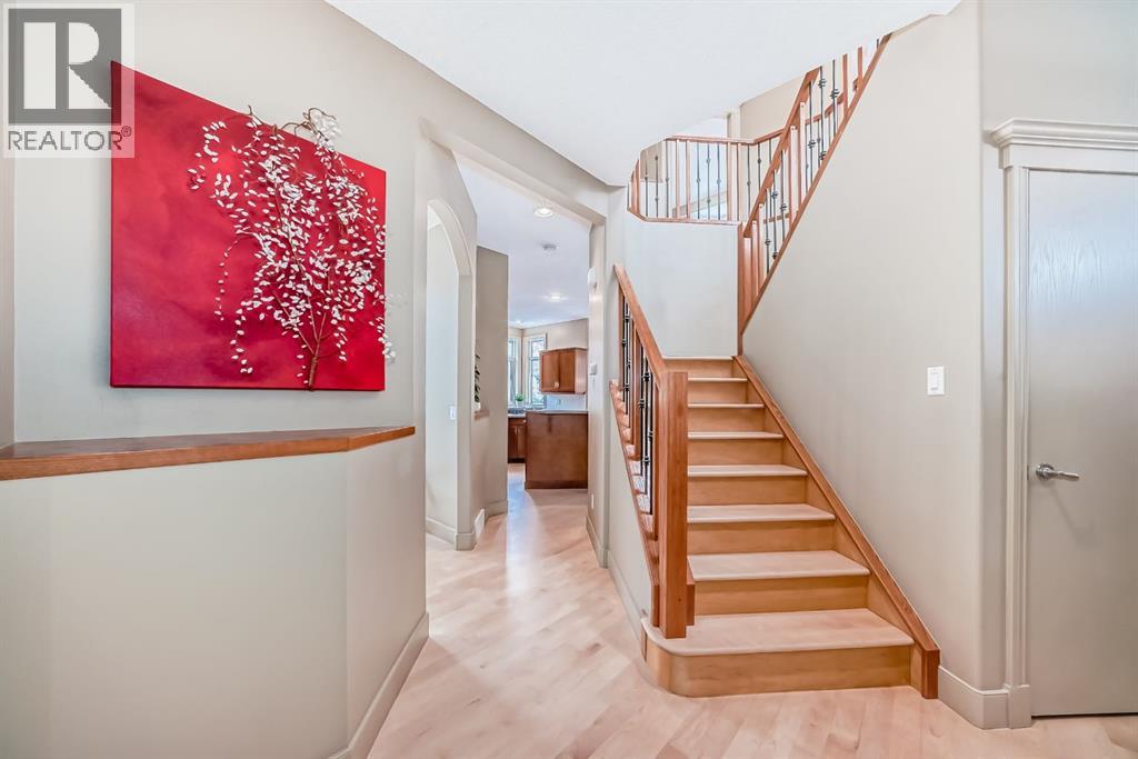 38 Discovery Ridge Green Sw, Calgary, Alberta  T3H 4Y4 - Photo 17 - A2285784