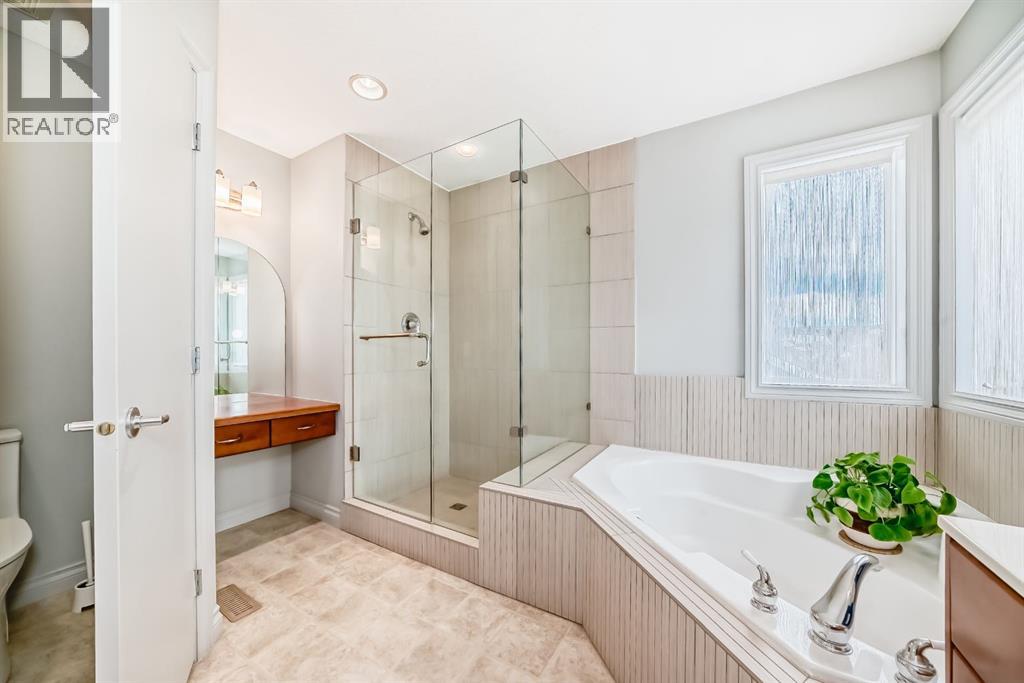 38 Discovery Ridge Green Sw, Calgary, Alberta  T3H 4Y4 - Photo 23 - A2285784