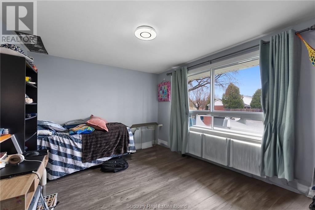 1366 Woodbine Avenue, Sudbury, Ontario  P3A 2M4 - Photo 8 - 2125440