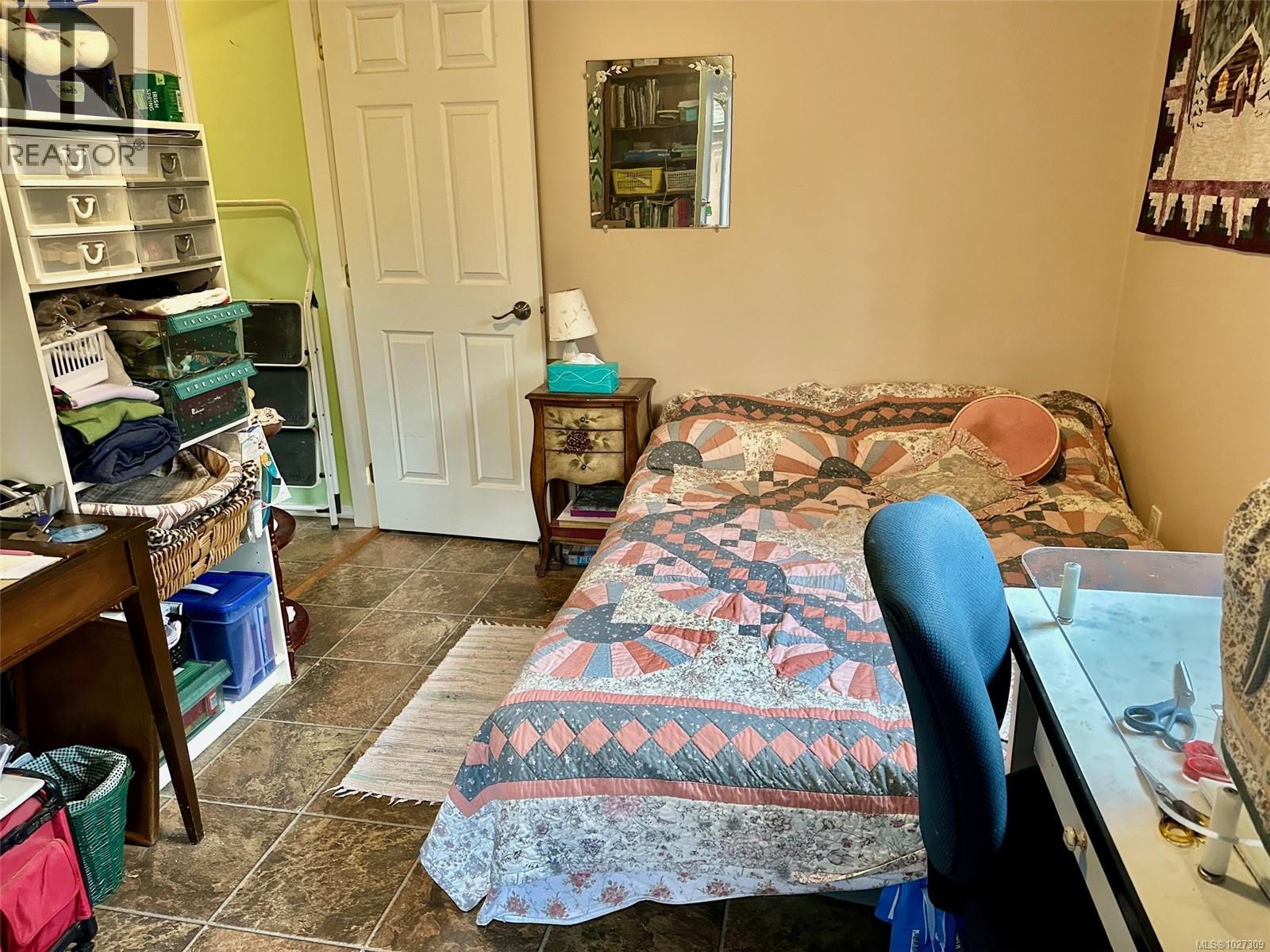 3275 South Rd, Gabriola Island, British Columbia  V0R 1X7 - Photo 6 - 1027309