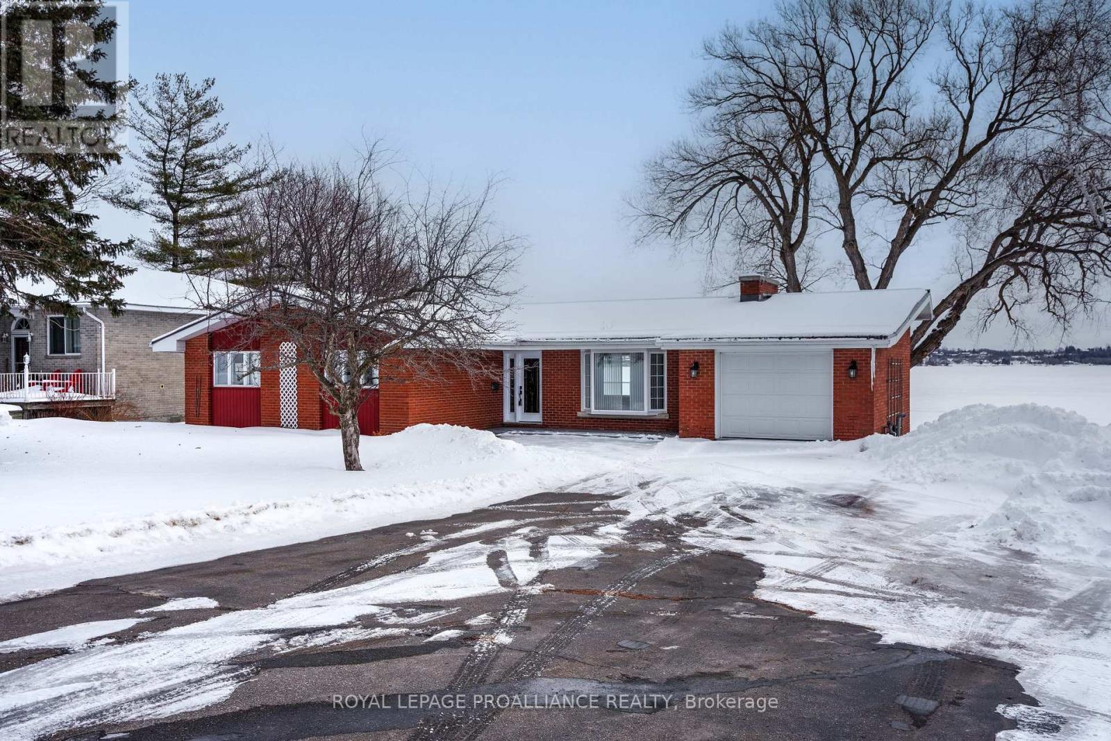 1675 County Rd 2 Road W, Prescott, Ontario  K0E 1T0 - Photo 2 - X12831876