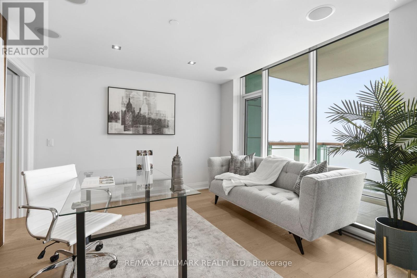 1005 - 211 Queens Quay W, Toronto, Ontario  M5J 2M6 - Photo 33 - C12831878