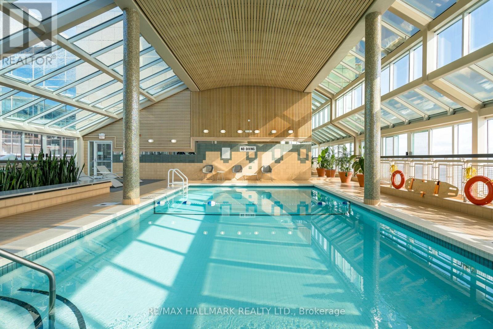 1005 - 211 Queens Quay W, Toronto, Ontario  M5J 2M6 - Photo 42 - C12831878