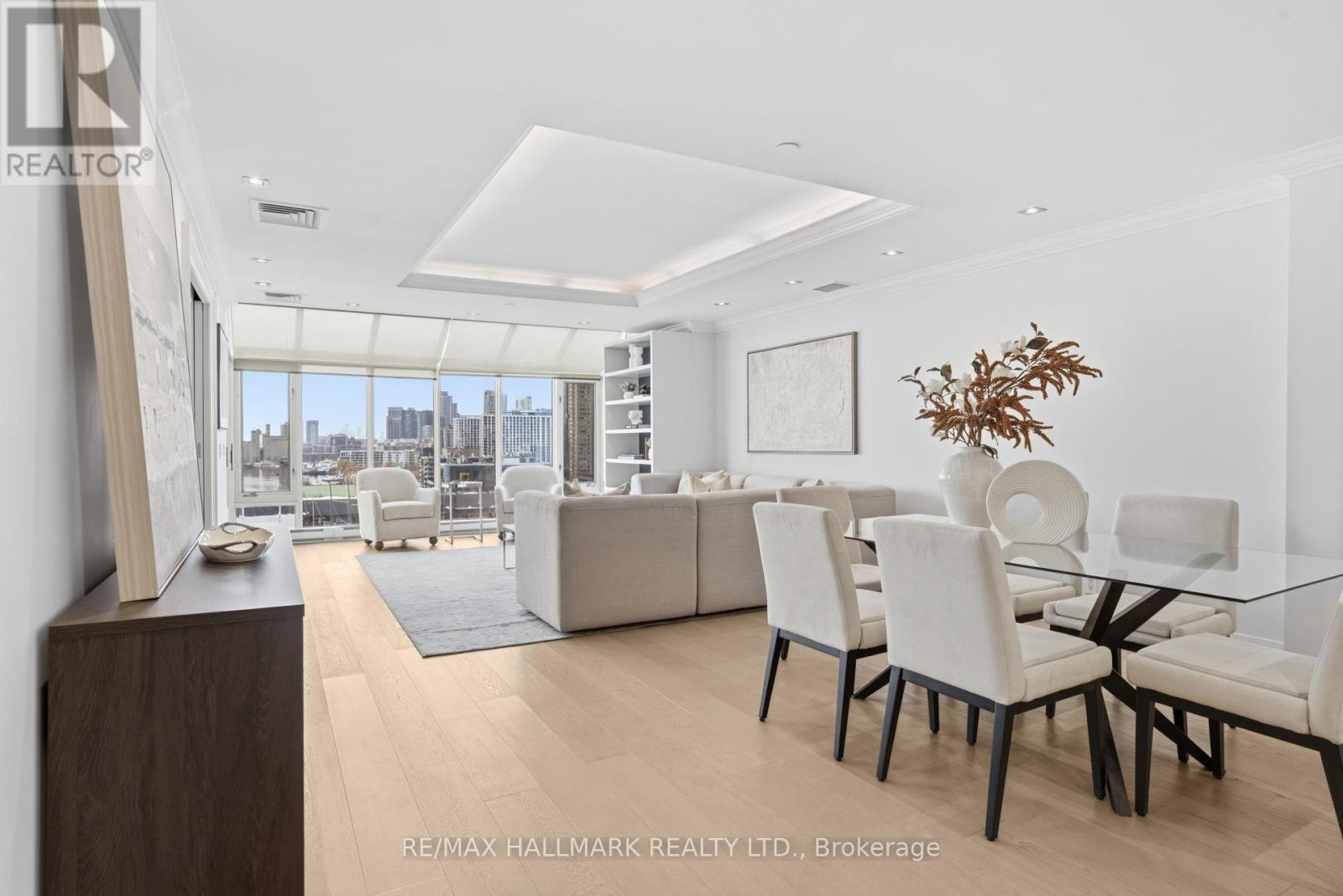 1005 - 211 Queens Quay W, Toronto, Ontario  M5J 2M6 - Photo 6 - C12831878