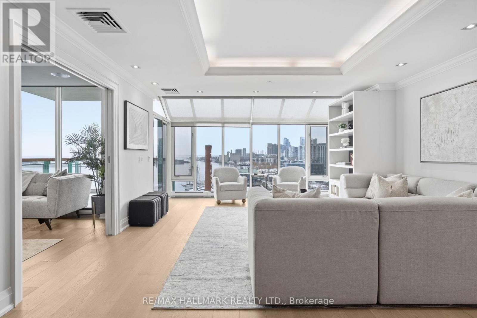 1005 - 211 Queens Quay W, Toronto, Ontario  M5J 2M6 - Photo 8 - C12831878