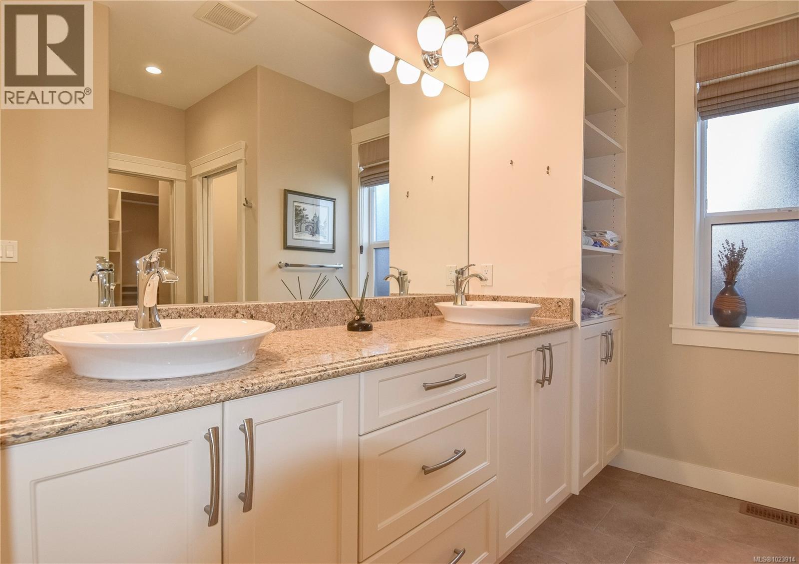 65 Nikola Rd, Campbell River, British Columbia  V9W 0C9 - Photo 6 - 1023914