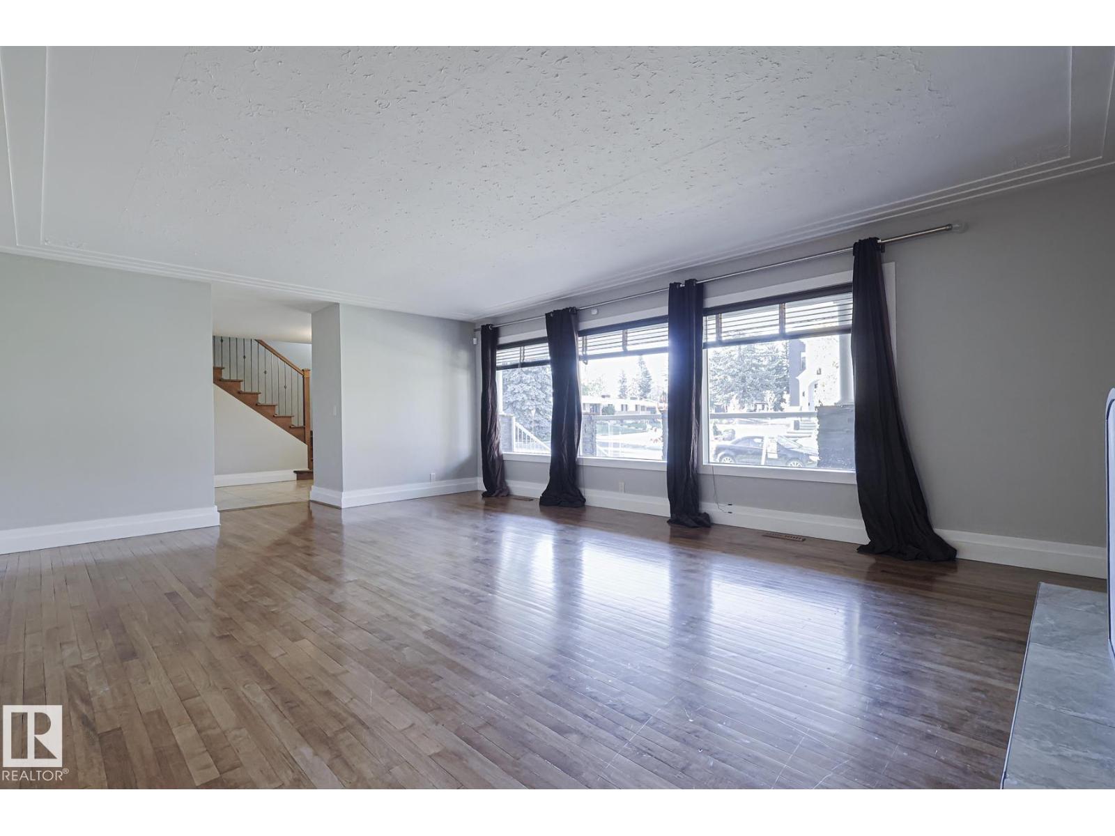 8907 140 St Nw Nw, Edmonton, Alberta  T5R 0J1 - Photo 11 - E4475405