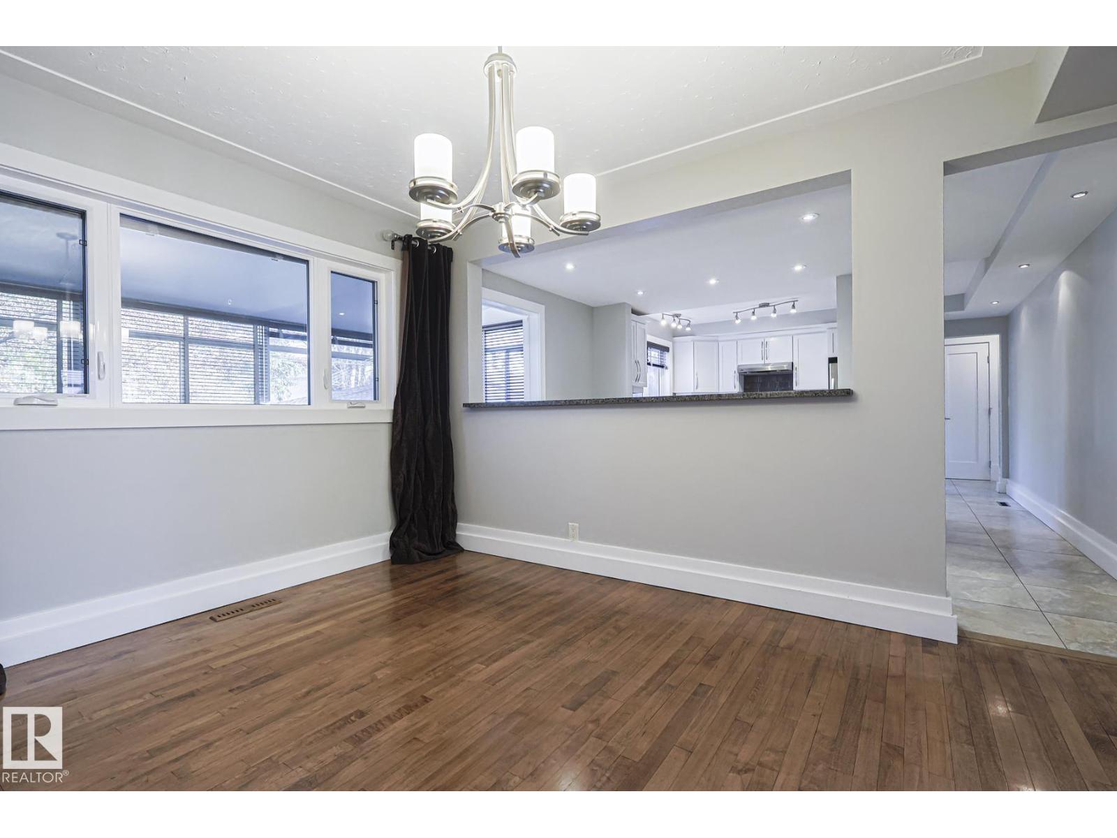 8907 140 St Nw Nw, Edmonton, Alberta  T5R 0J1 - Photo 12 - E4475405