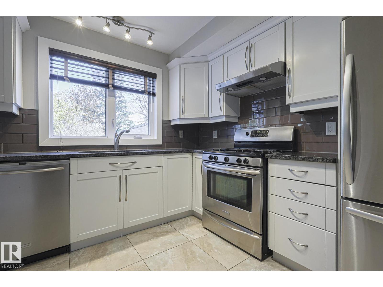 8907 140 St Nw Nw, Edmonton, Alberta  T5R 0J1 - Photo 24 - E4475405