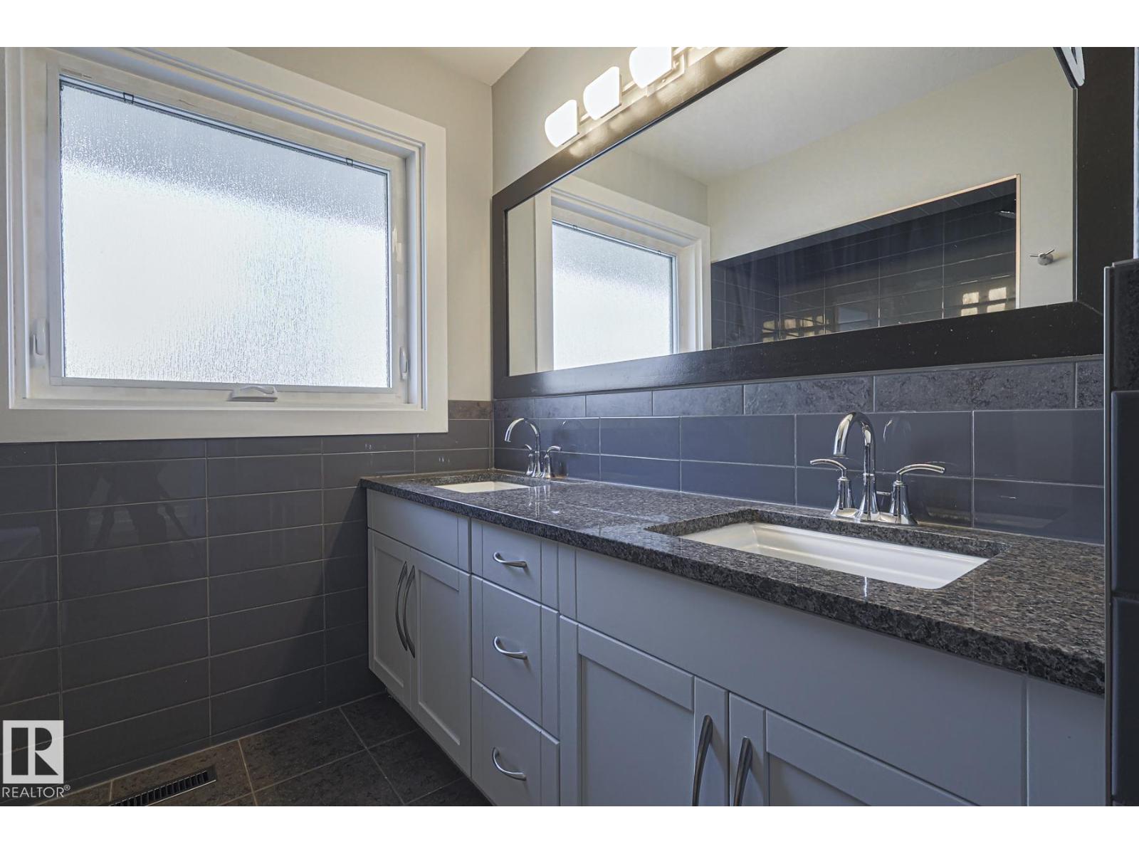 8907 140 St Nw Nw, Edmonton, Alberta  T5R 0J1 - Photo 51 - E4475405