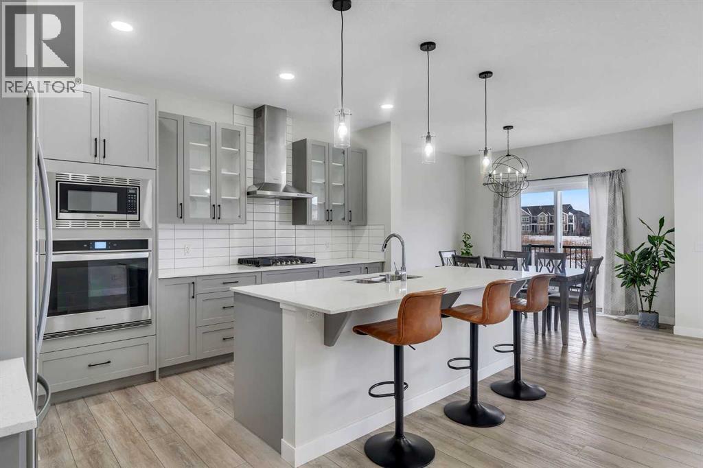 15 Midgrove Drive Sw, Airdrie, Alberta  T4B 5H1 - Photo 9 - A2283162