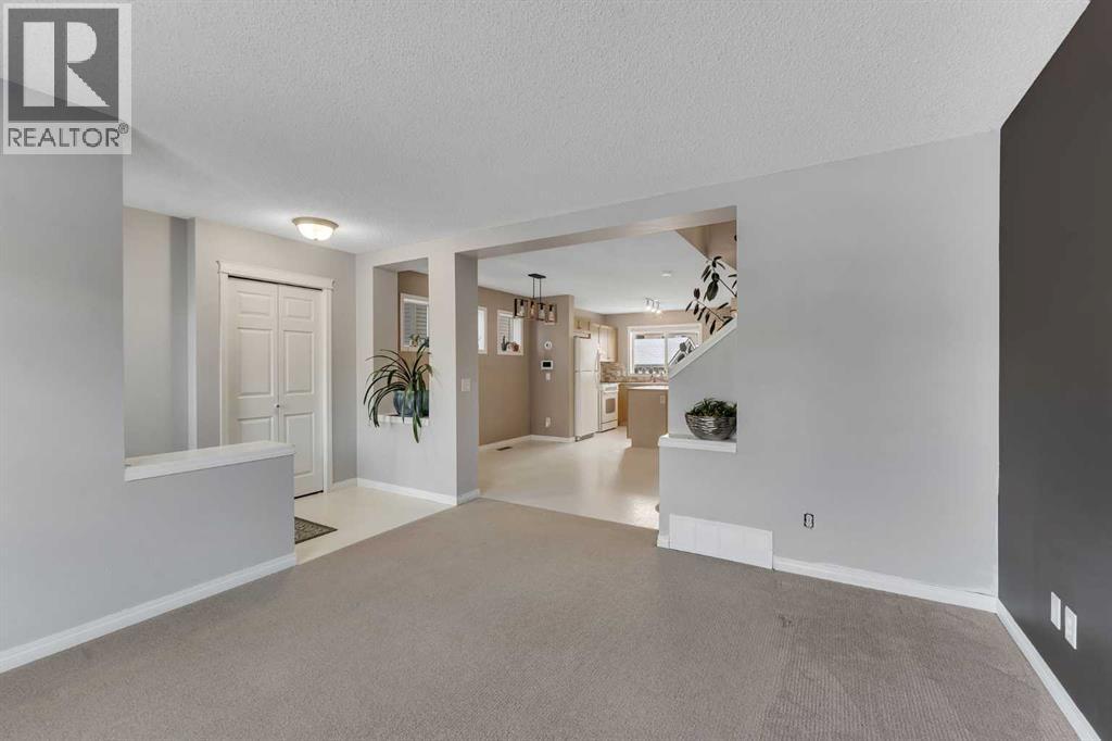 440 Prestwick Circle Se, Calgary, Alberta  T2Z 4H8 - Photo 7 - A2289207