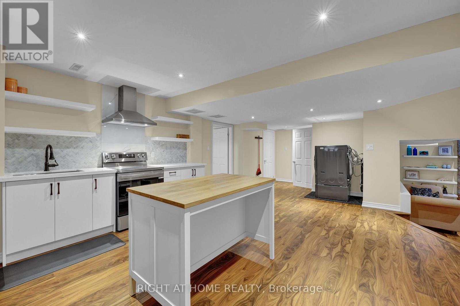 18 Bayel Crescent, Richmond Hill (Devonsleigh), Ontario  L4S 1C2 - Photo 12 - N12831886