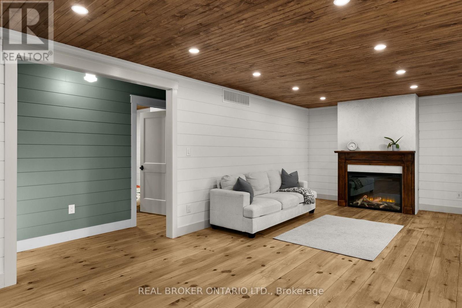 4382 Uhthoff Line, Severn, Ontario  L3V 8B7 - Photo 18 - S12831868