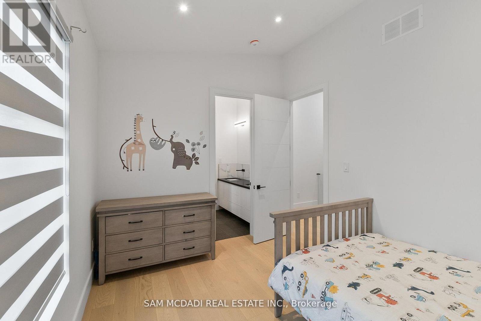 46 Cobblehill Road, Halton Hills, Ontario  L7J 1N9 - Photo 30 - W12831882