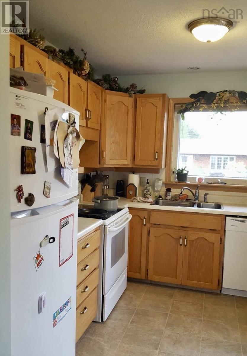 3 Fletcher Drive, Amherst, Nova Scotia  B4H 4M3 - Photo 15 - 202529746