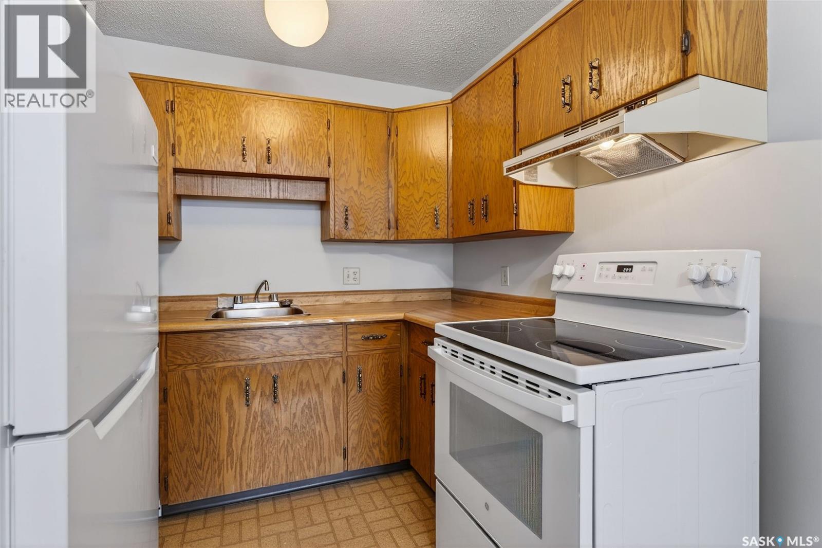 304 314 11th Street E, Prince Albert, Saskatchewan  S6V 1A5 - Photo 13 - SK029405