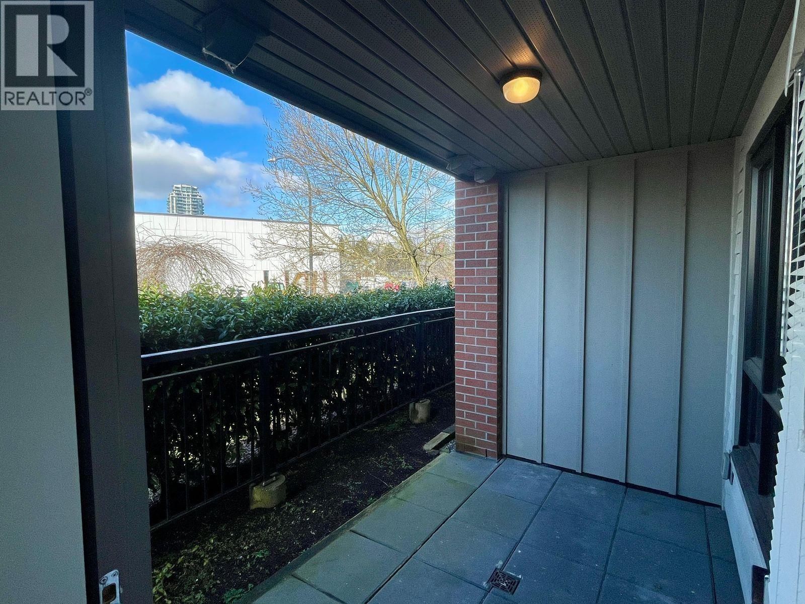 121 7058 14th Avenue, Burnaby, British Columbia  V3N 0E6 - Photo 14 - R3091470