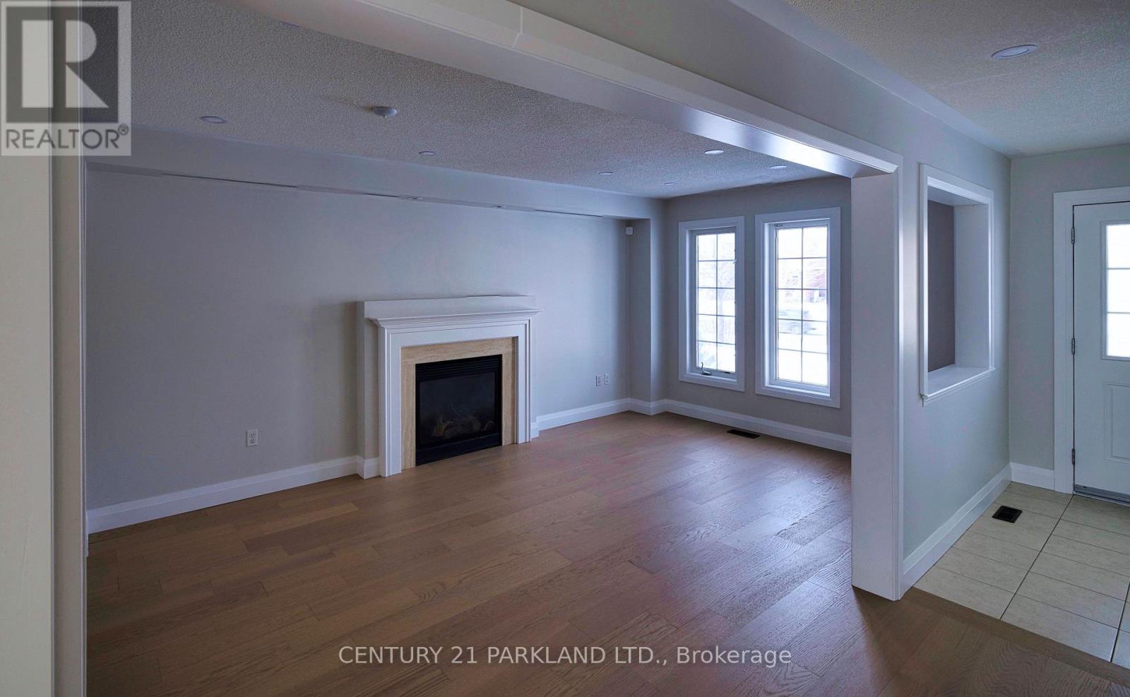 136 Gas Lamp Lane, Markham, Ontario  L6B 1K9 - Photo 6 - N12831896