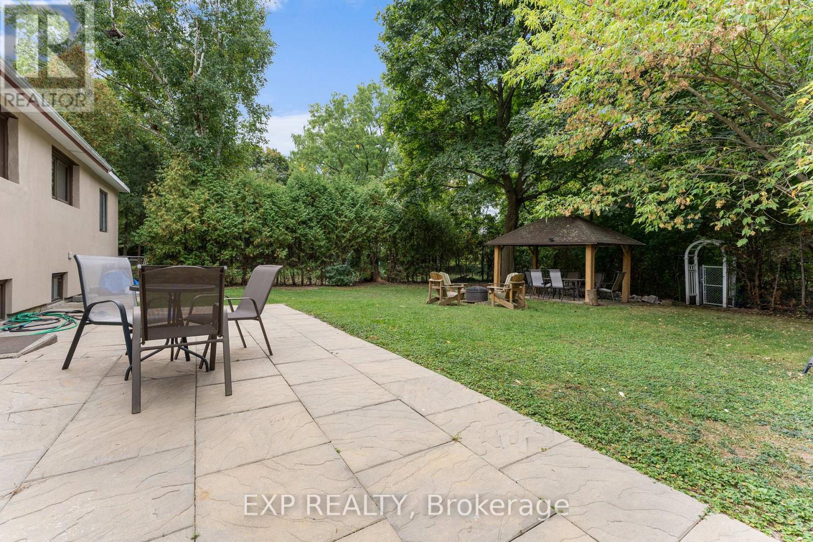 208 Glen Oak Drive, Oakville, Ontario  L6K 2J2 - Photo 22 - W12831894