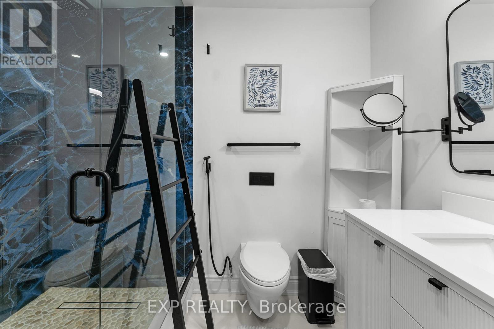 208 Glen Oak Drive, Oakville, Ontario  L6K 2J2 - Photo 27 - W12831894