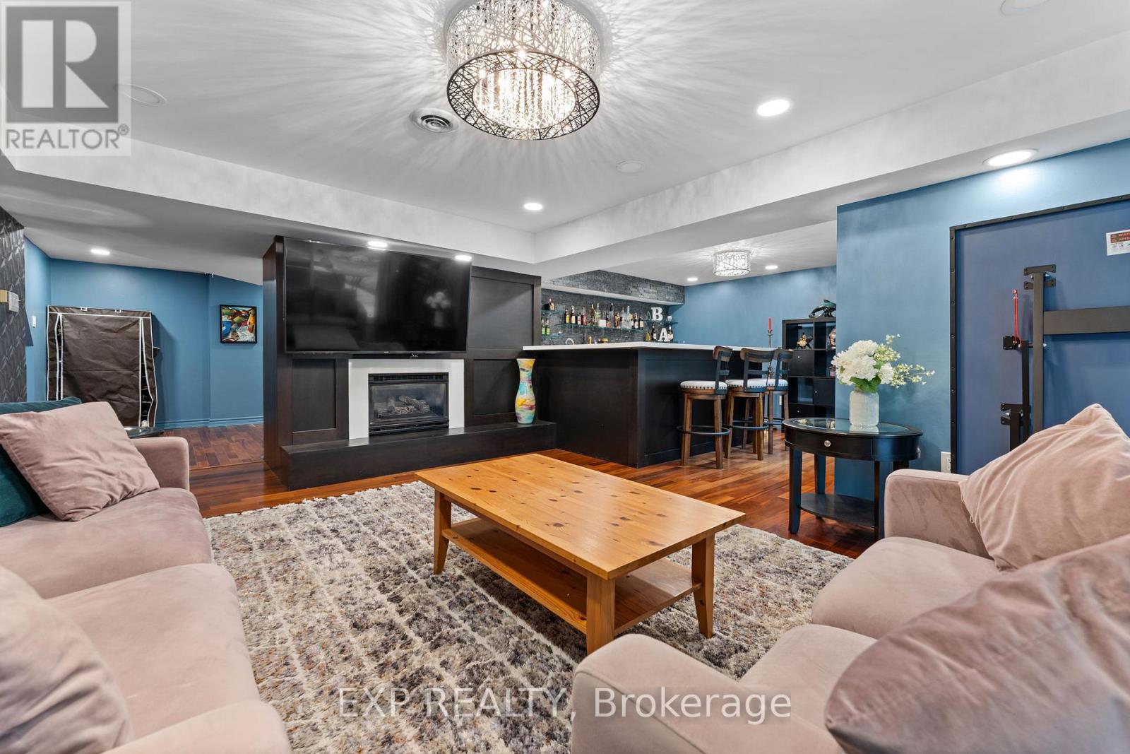 208 Glen Oak Drive, Oakville, Ontario  L6K 2J2 - Photo 31 - W12831894